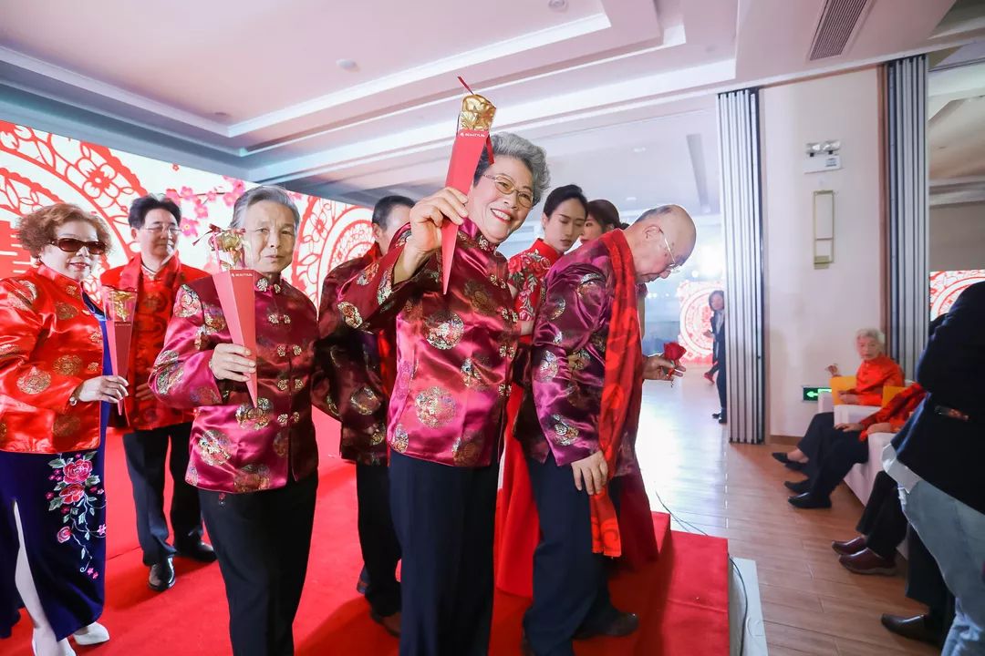 1571710019236620NnN2.jpg 6.jpg