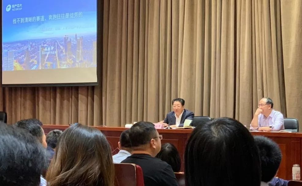 1571896963266822lWCP.jpg 1.jpg