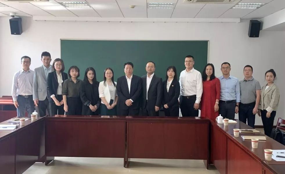 1571897054854479EAH2.jpg 10.jpg